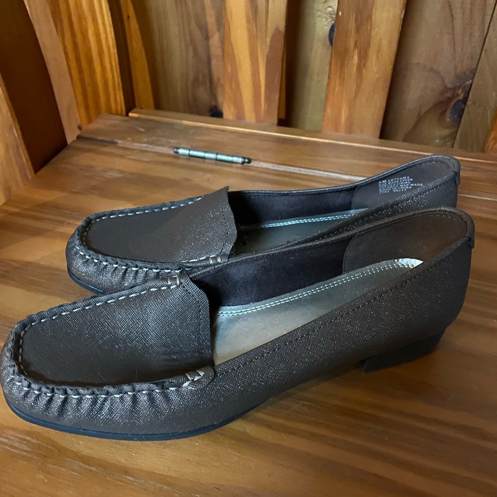 Anne Klein Loafer